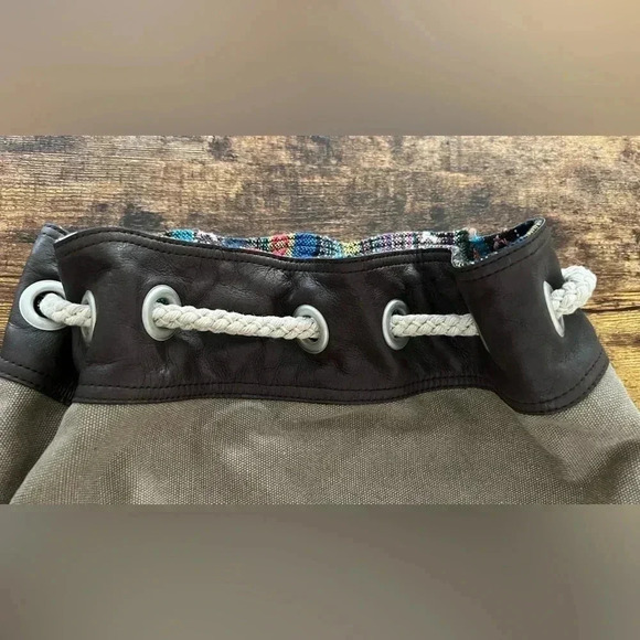 TOMS | Bucket Bag, handbag.​ - Picture 3 of 16